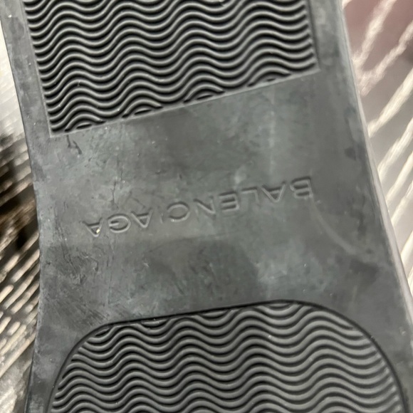 NWOB Balenciage arena sneakers - Picture 5 of 9